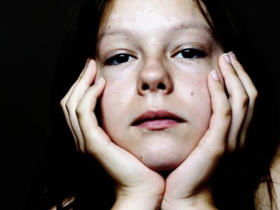 Imagen de la cara de un/a joven